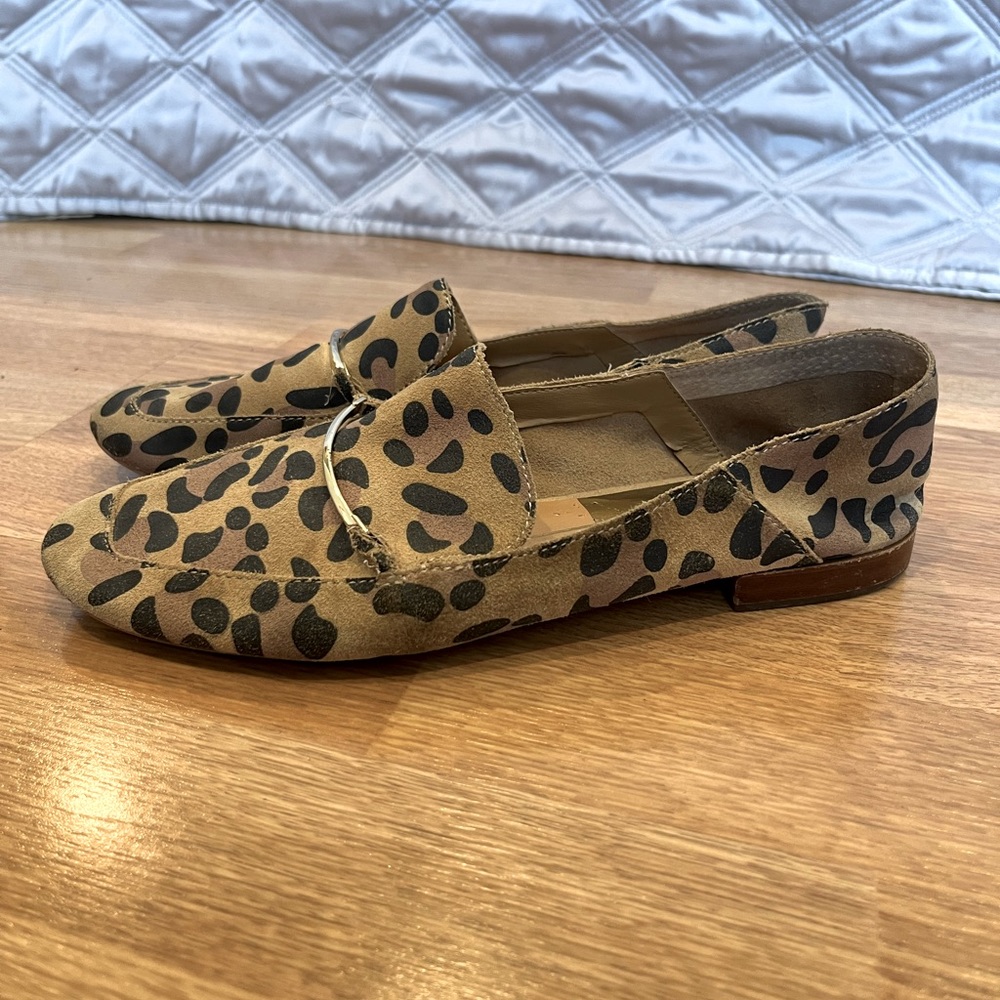 Dolce Vita leopard print soft leather flats
